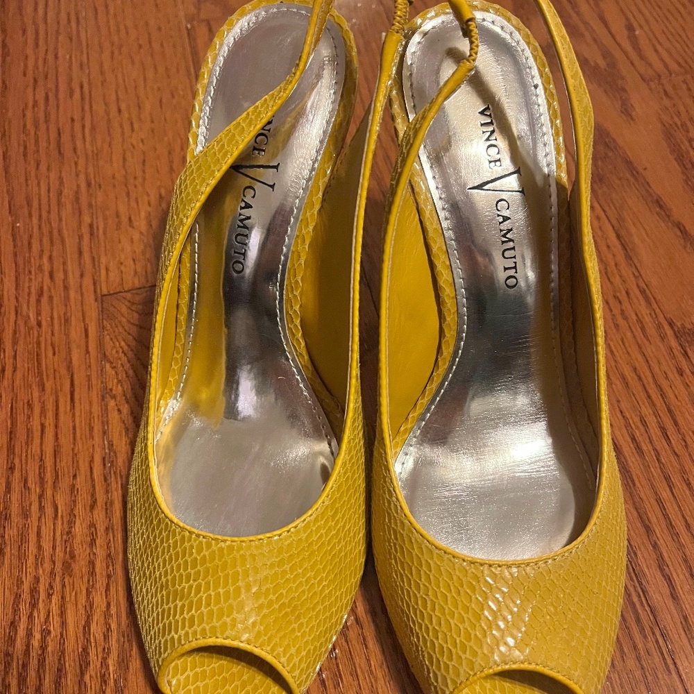 Vince Camuto wedge
